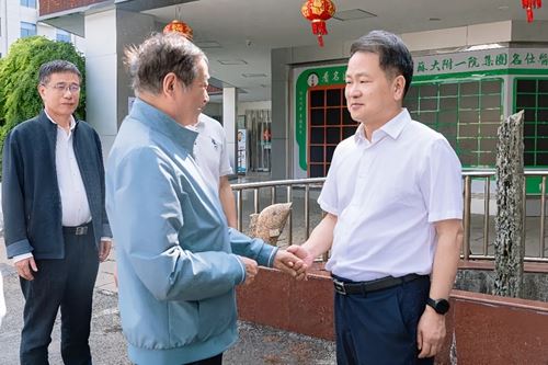 结石诊疗新技术！特邀宋乐明教授演示“智能控压联合可弯曲测压鞘软镜碎石清石技术”(图2)