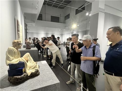 非遗活化新样本：黄志棠石湾陶塑原作展亮相宜昌(图4)